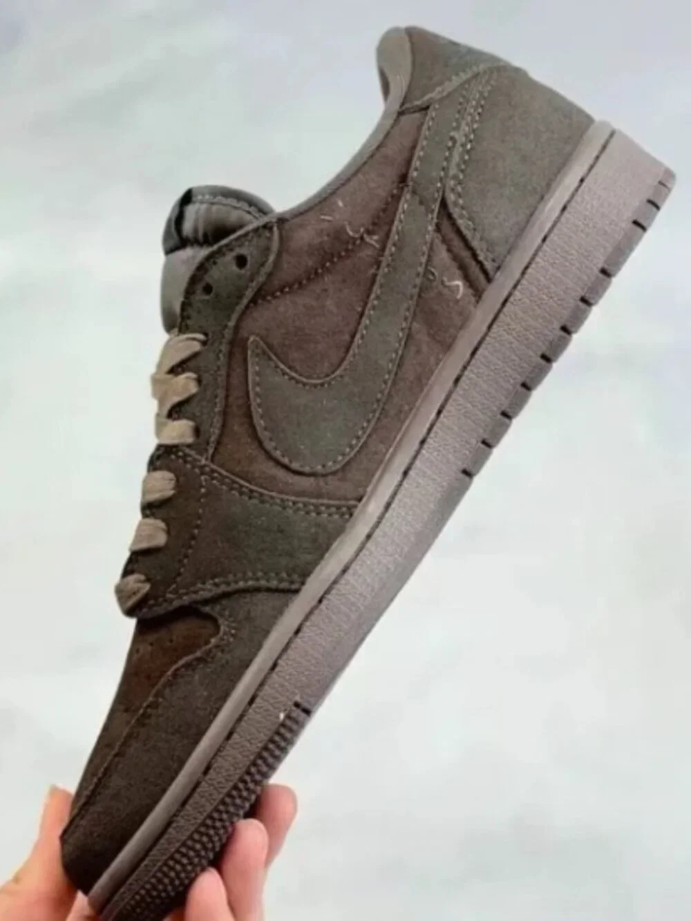 Travis Scott x Air Jordan 1 Low 'Velvet Brown'